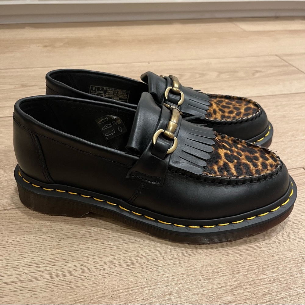 Dr. Martens Women’s Snaffle Loafer Black Leather Leopard Hair Size 8